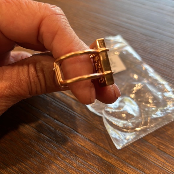 Ring - Picture 3 of 3